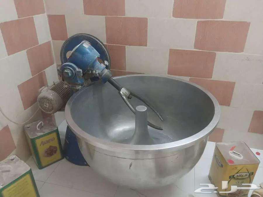 للبيع عجانه مخبز وسخان ايدامات64490179213955110