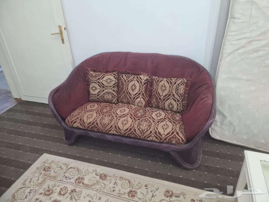 للبيع سرير نفر ونص مع المرتبه مقاس 200X120 ومجلس 11 شخص64496516340609114