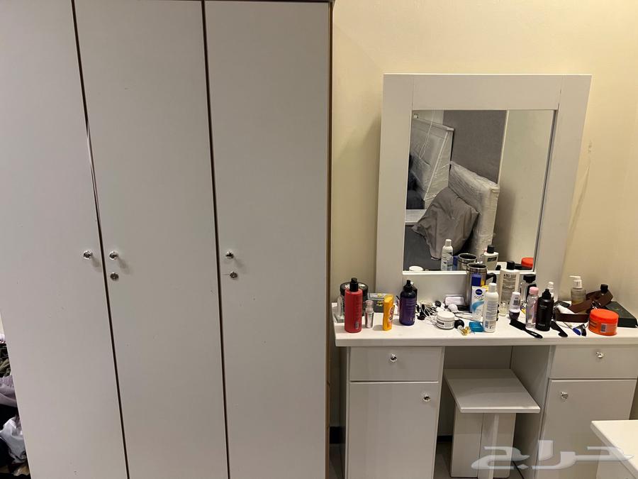 للبيع أثاث غرفة نوم كاملة64491550934657111