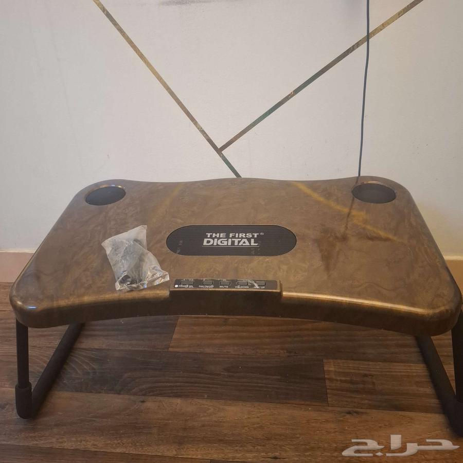 Table with speaker64487842197122111