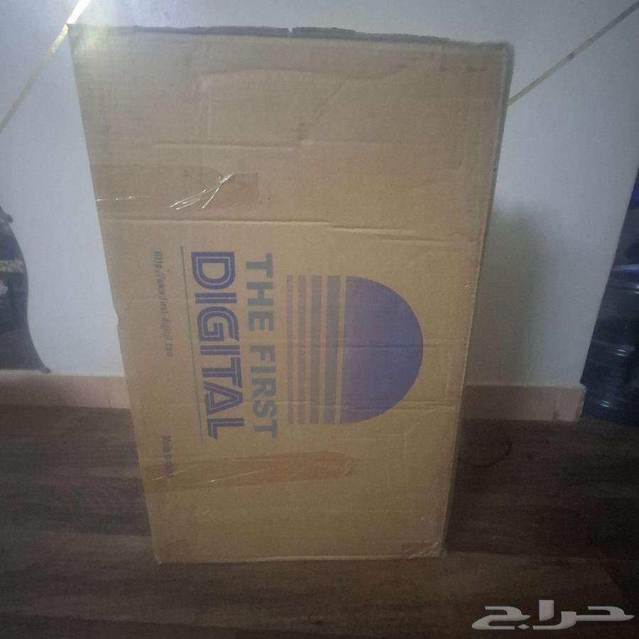 Table with speaker64487842197122110