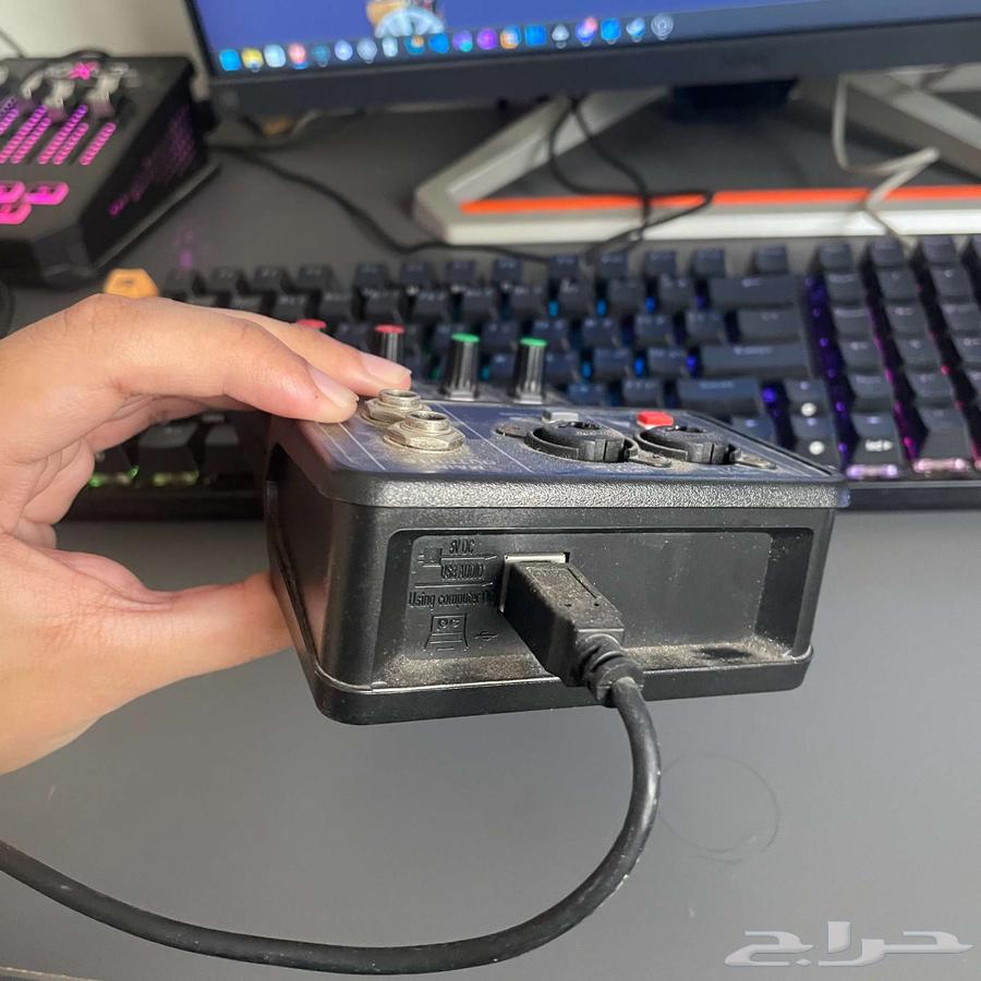 XLR Microphone Audio Interface64488782800129113