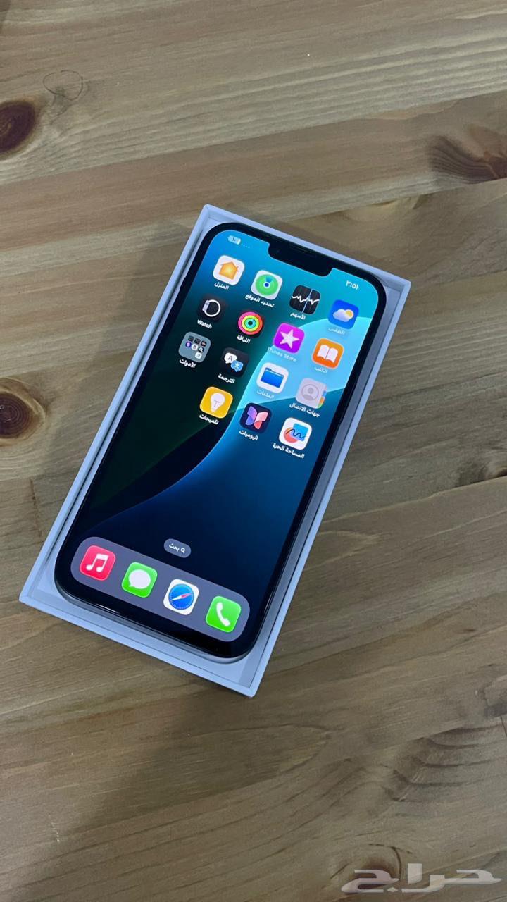 iPhone 14 Plus is very clean and free of scratches and defects64496986171394110