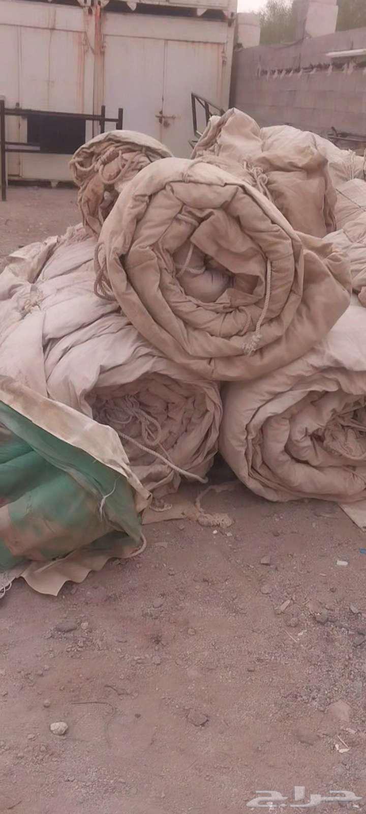 22 tents with awnings, various sizes64497758656257110