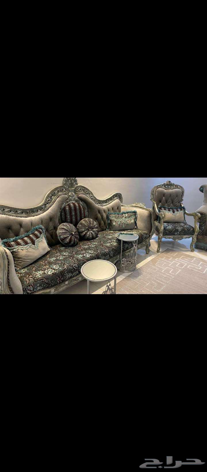 Sofa for sale with curtains, enough for 15 people, the sofa is very clean and new64502803728897111