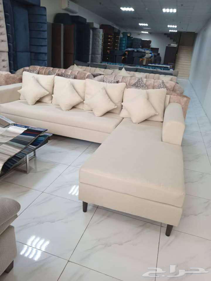 كنب جديد جاهز بسعر مصنع والتوصيل مجانا64498312857218110