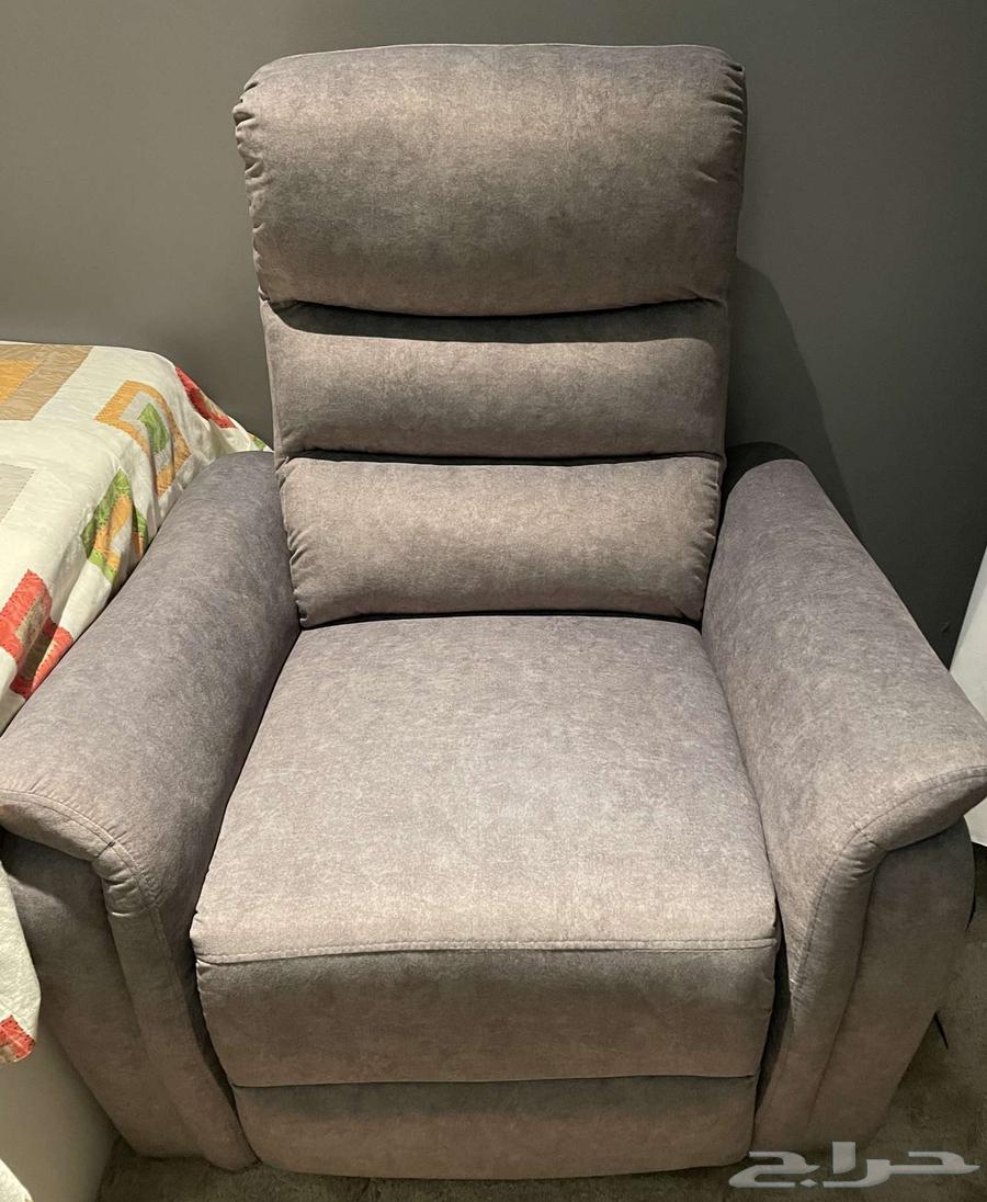 Relaxation chair used for only 4 months, brother's new one64498131753345110