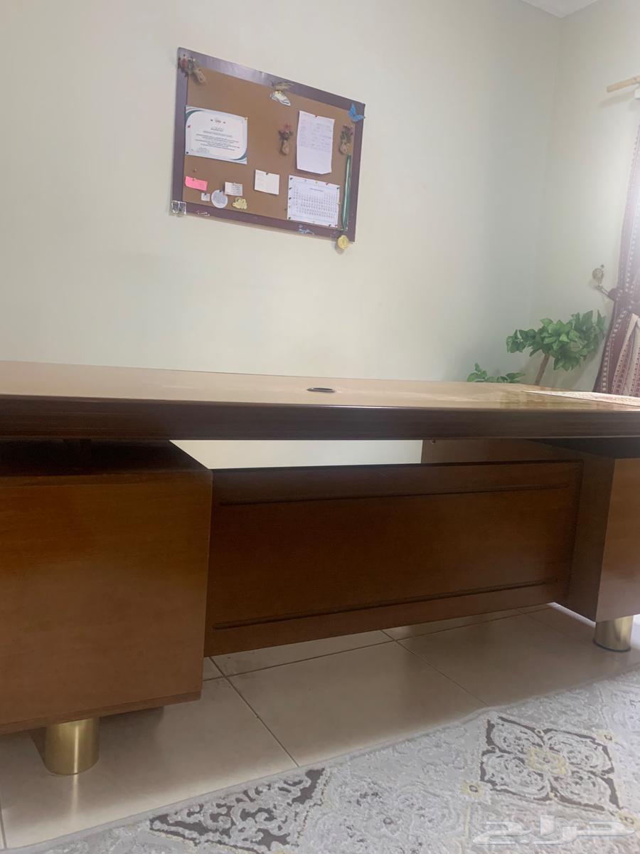 Office desk64499242562946111