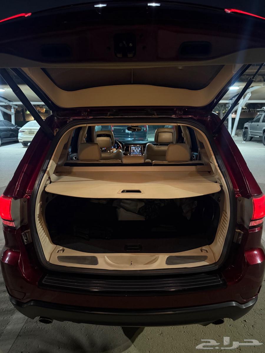 للبيع جراند شيروكي 201864681401889410113