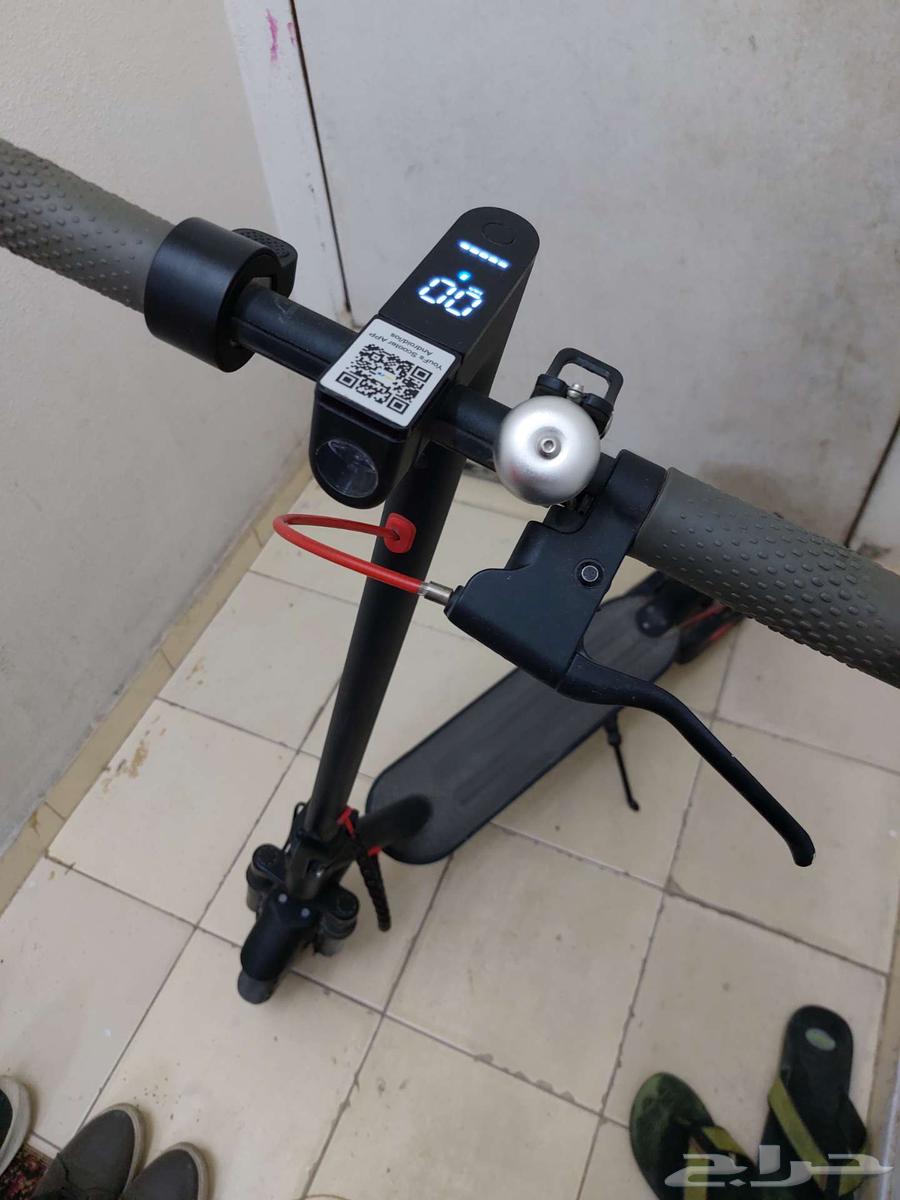 سكوتر كهربائي للبيع64500713696643110