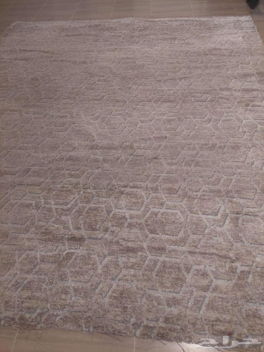Excellent condition used carpet64500909286401112