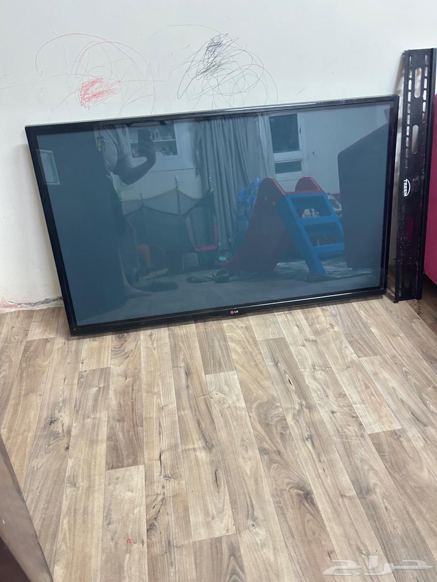 شاشة LG مع حامل ماهي سمارت للبيع ب 15064502214142211111