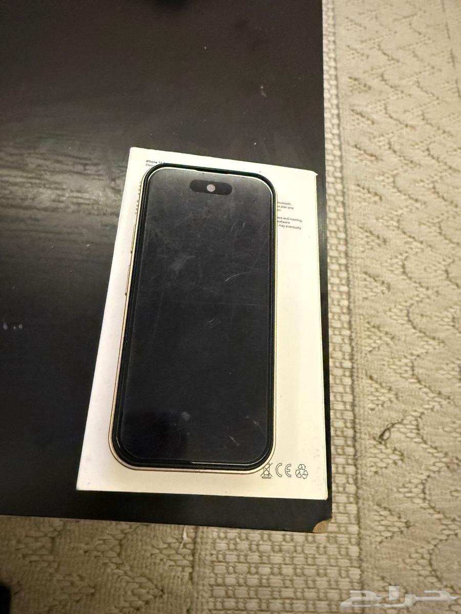 ايفون 16 برو صغير كبر اصبع اليد64495789551873111