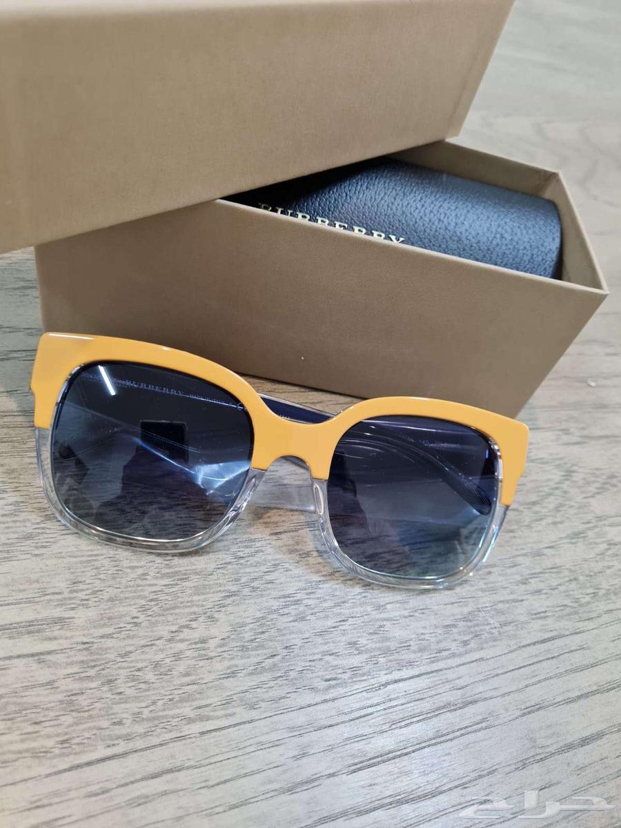 (Comprehensive clearance) Authentic Burberry sunglasses.64496668114563110