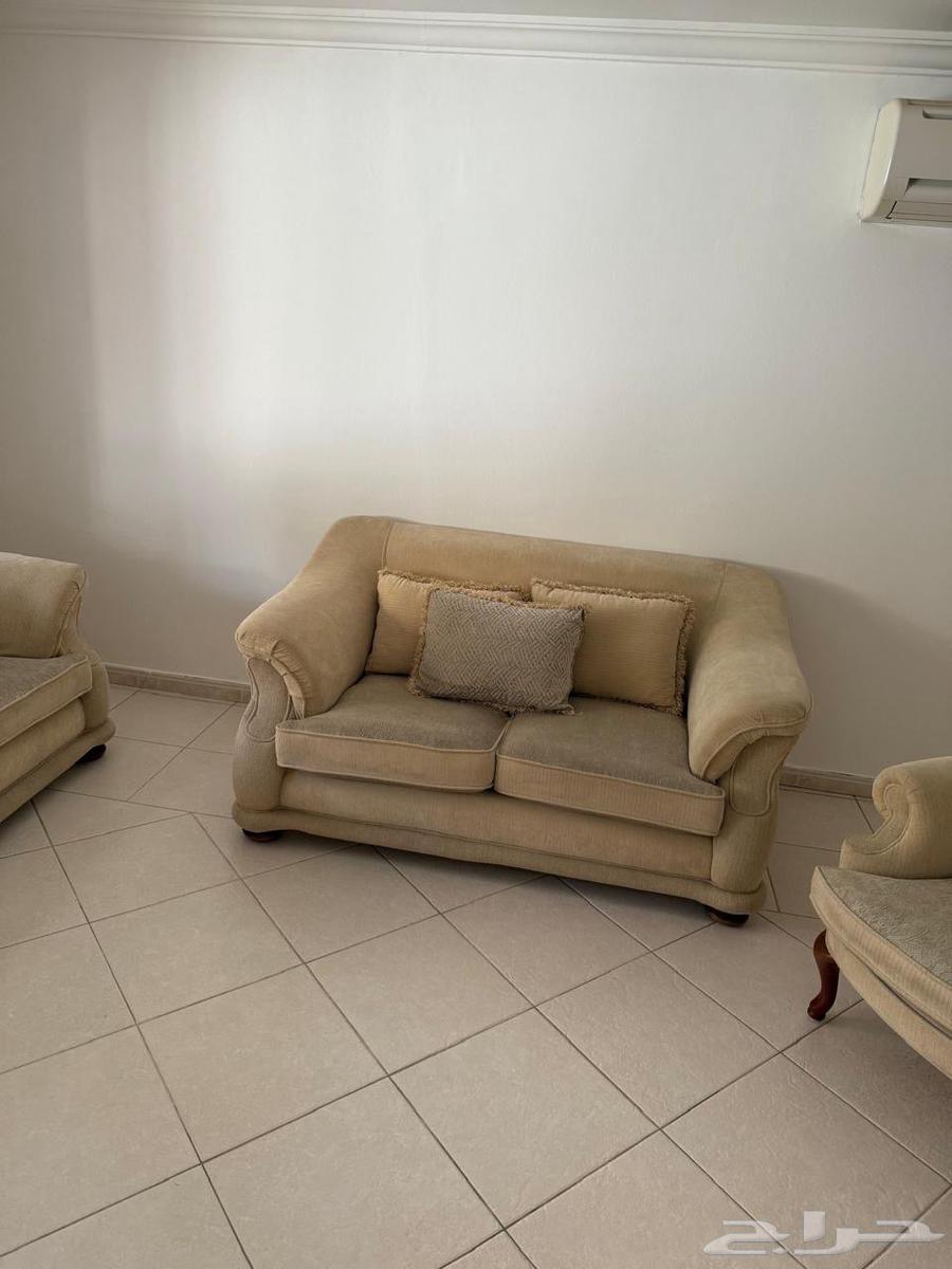 Dining table, buffet, coffee corner, and a 4-piece sofa set64497192995073114