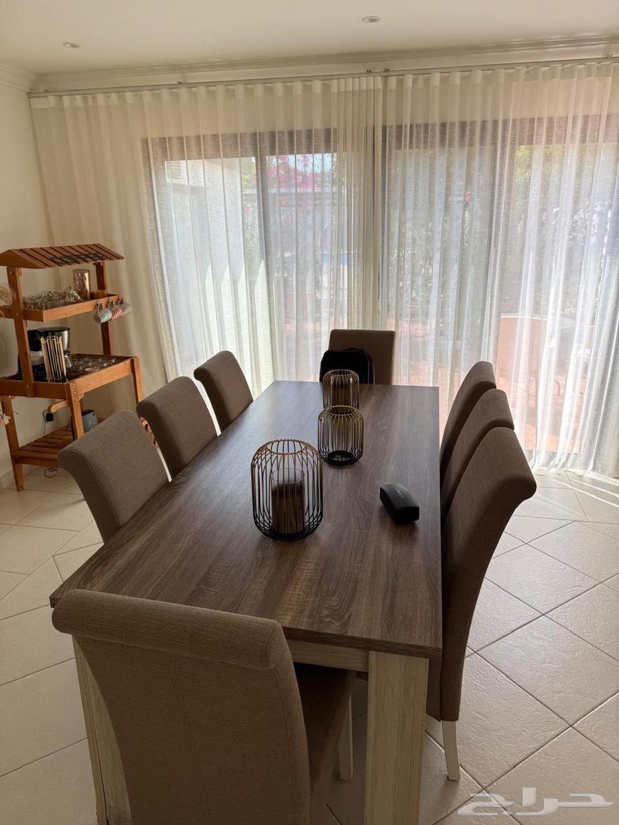 Dining table, buffet, coffee corner, and a 4-piece sofa set64497192995073111