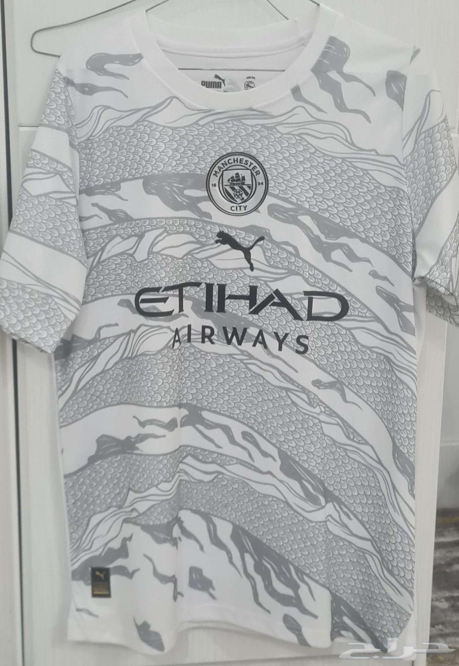 قمصان أندية وسبورات للبيع64499967439746114