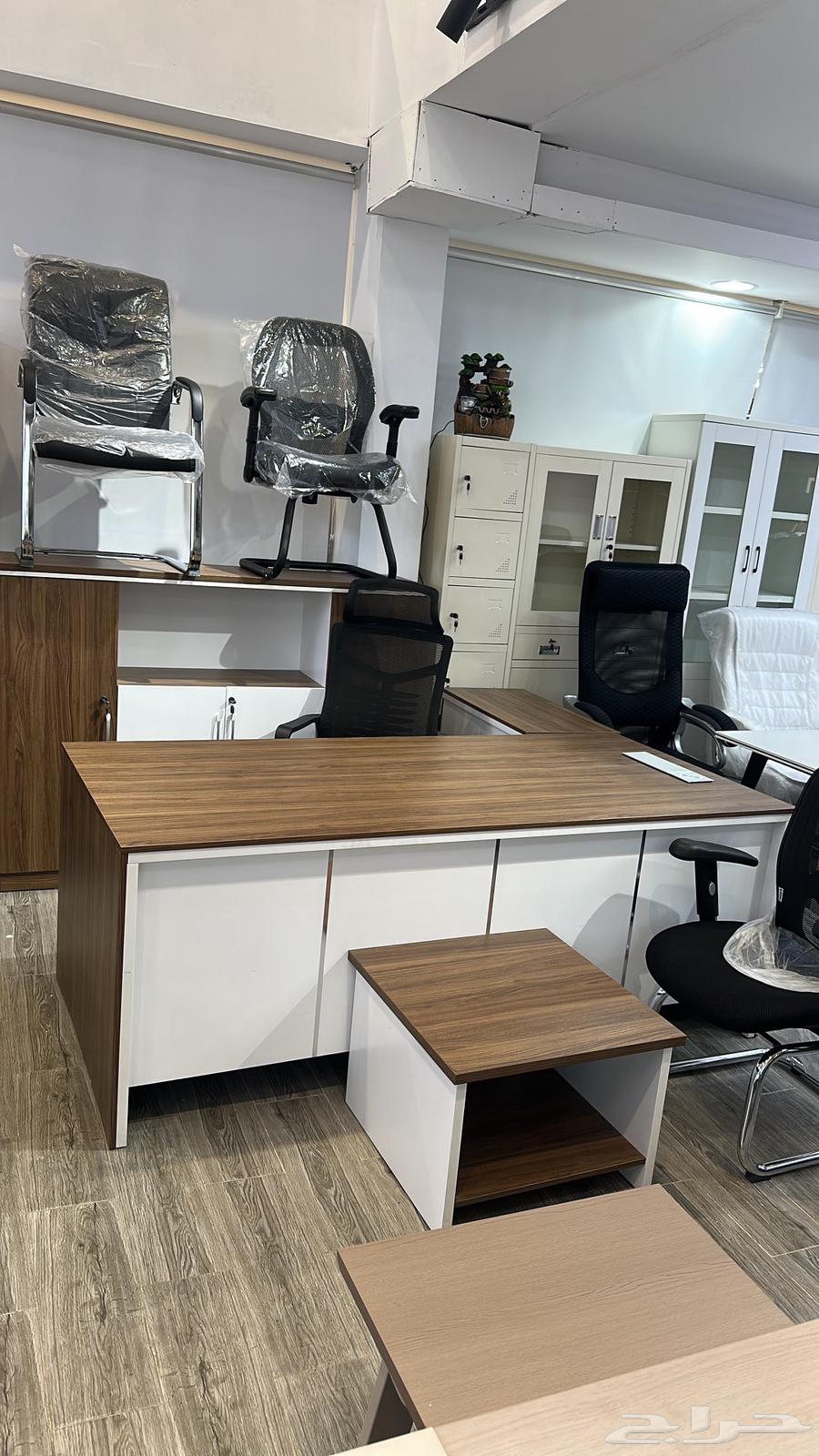 فخم اثاث مكتبي بتصا ميم عصرية64502446399490112