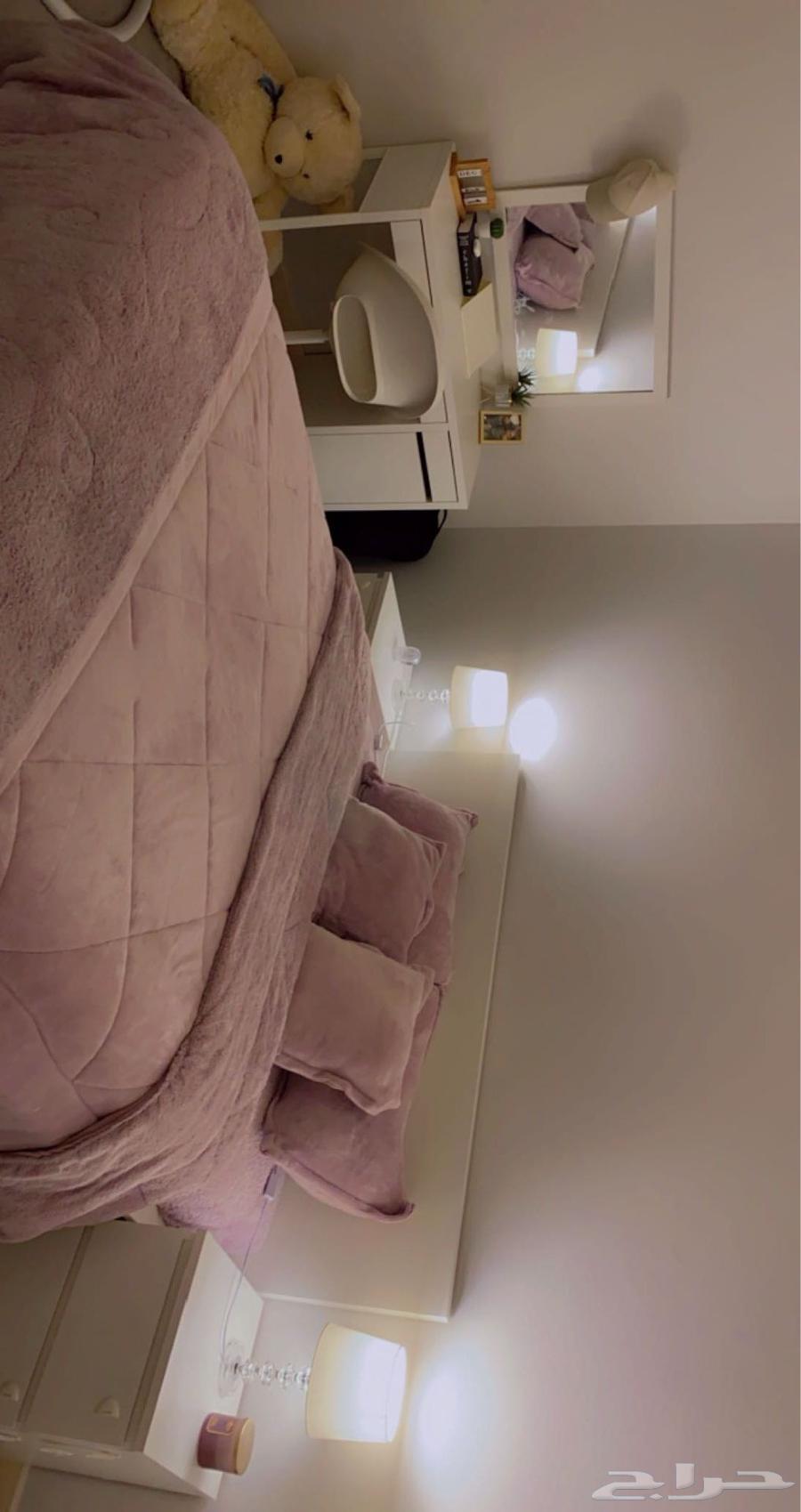 Ikea bed with its design, size 180 by 20064502542653826110