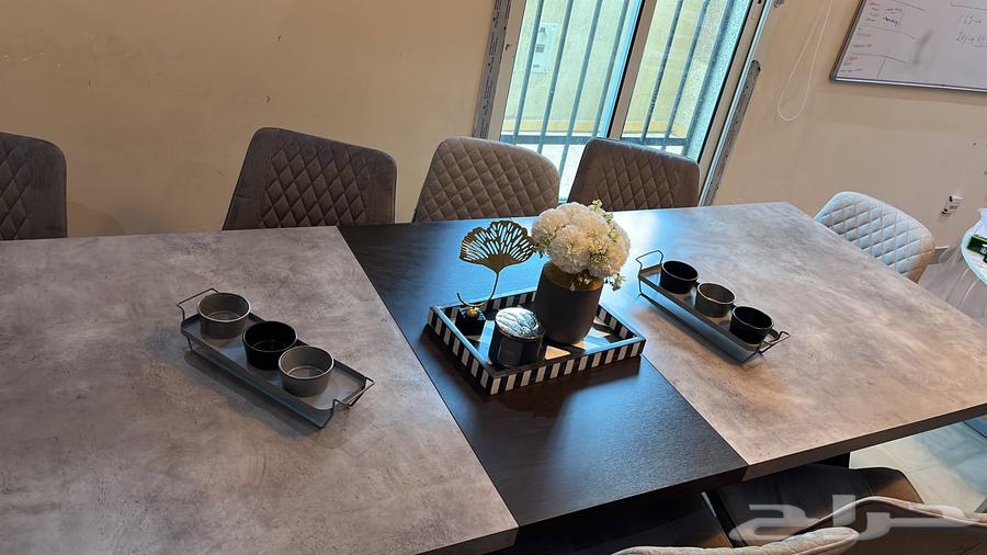 طاولة سفره من آشلي64497096314114110