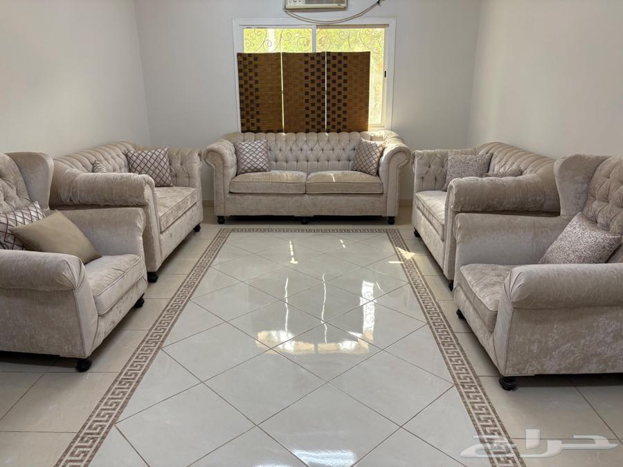 Selling connected and separate sofas in excellent condition64498701656578113