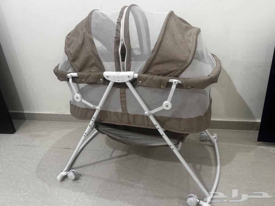 سرير أطفال جديد ونظيف جدا64502680138755110