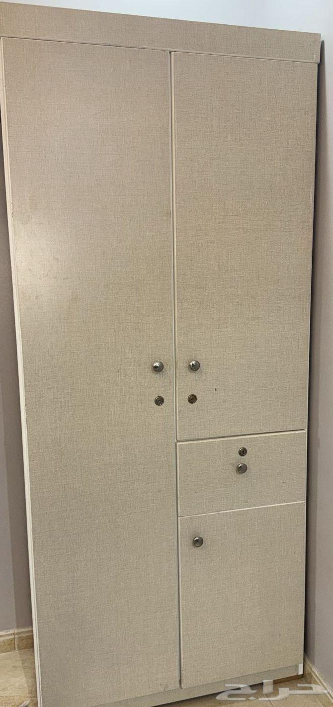 5 سراير ودولاب نفر وطاوله64511142539650112