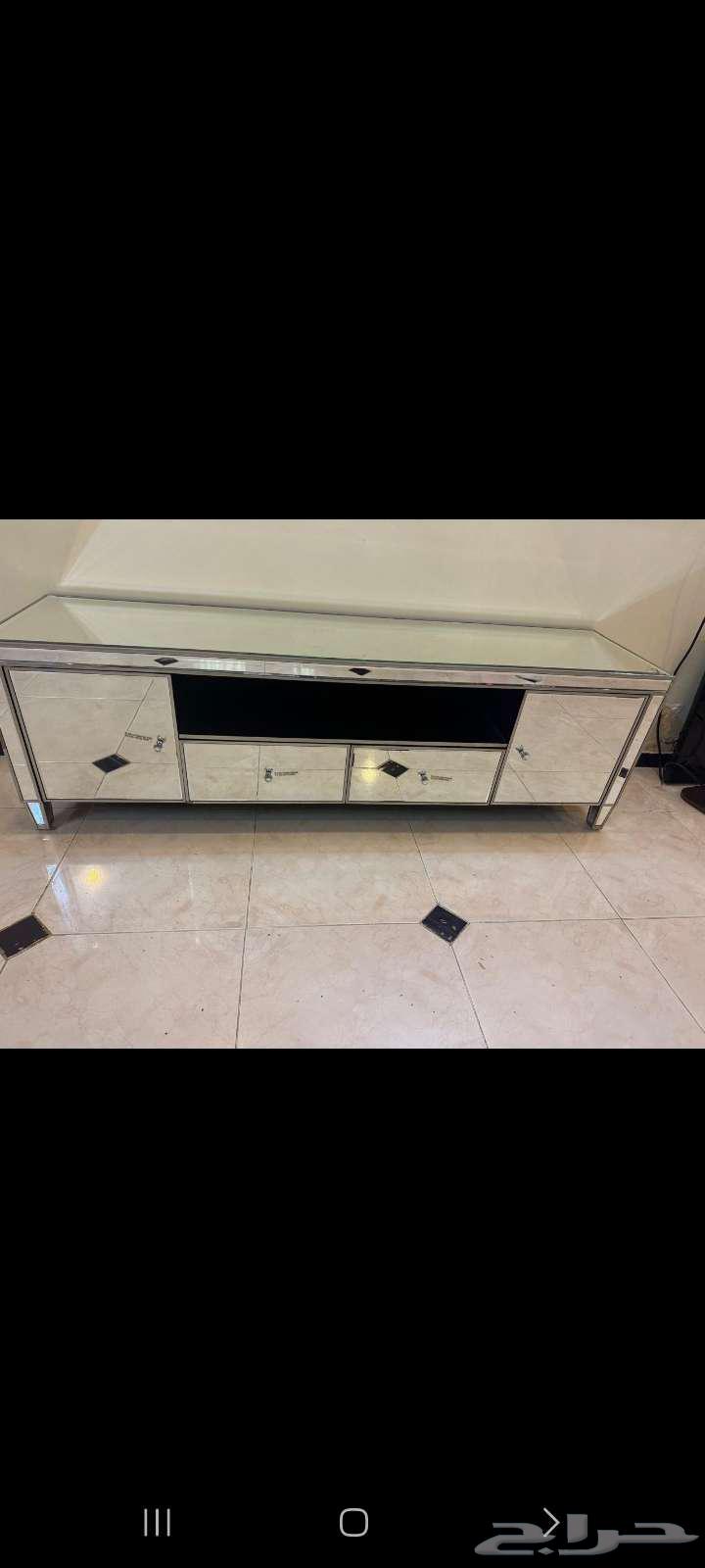 طاولة تلفزيون فخمه64506507280898111