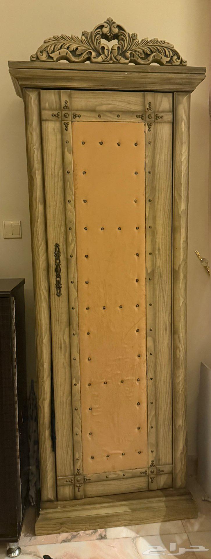 دولاب عبايات64509771391363110