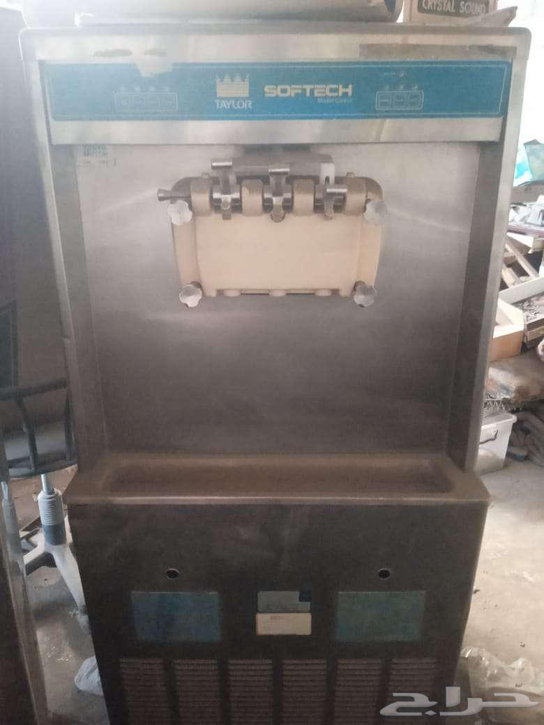 2 مكينة ايس كريم امريكي و صيني موجود كل قطعها64506364505090111