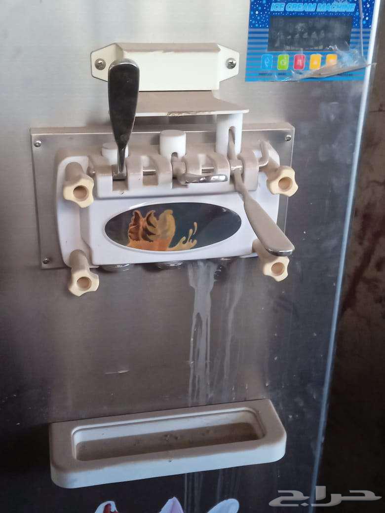 2 مكينة ايس كريم امريكي و صيني موجود كل قطعها64506364505090112