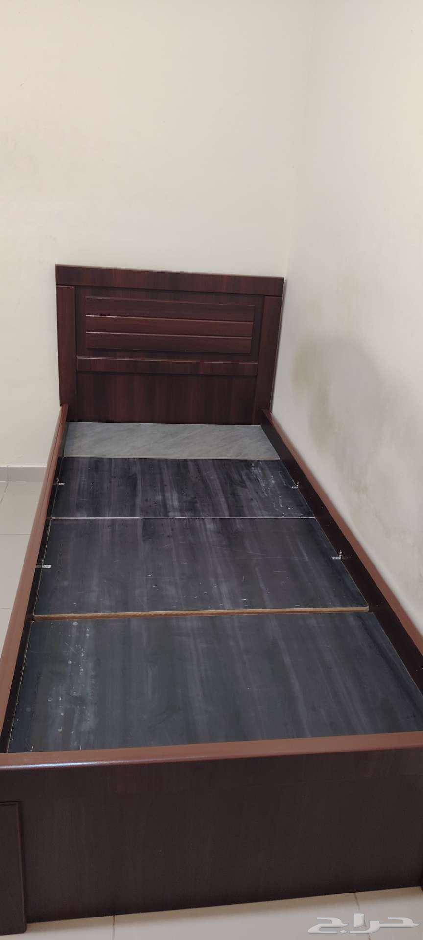 سرير خشب للبيع64505467463555112