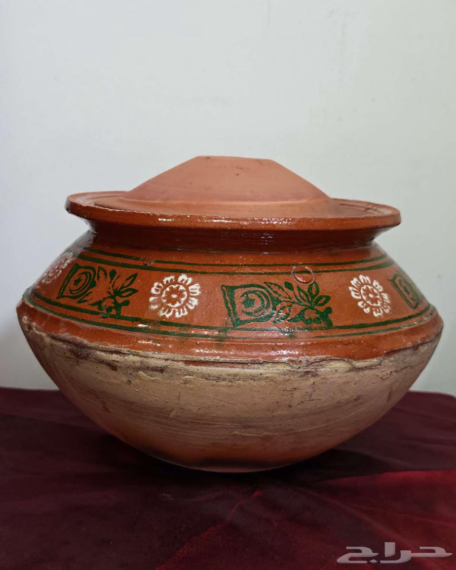 قدر فخار نظيف جدا64507598815490110