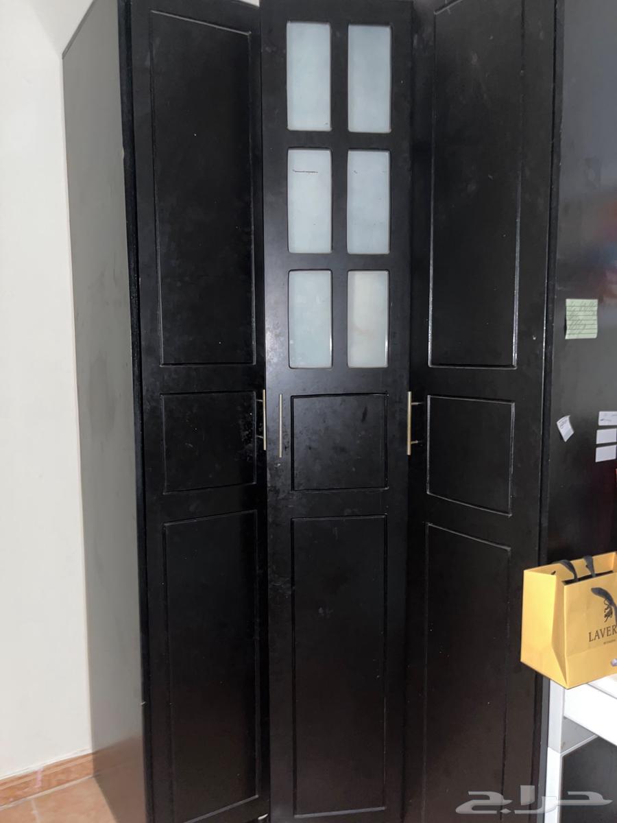 دولاب للبيع زاوية ب800 ريال فصلته ب180064507165380226110