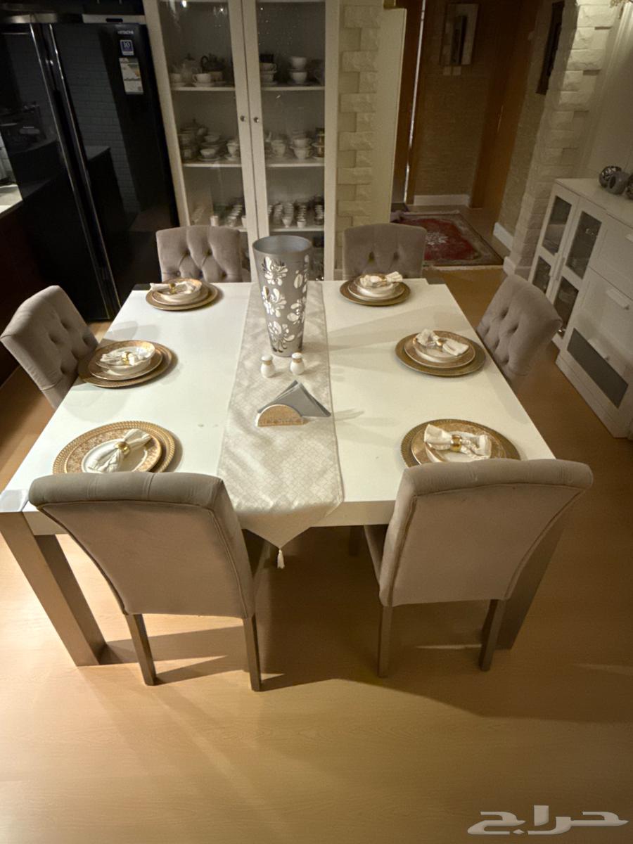 Dining Table64508159169155110