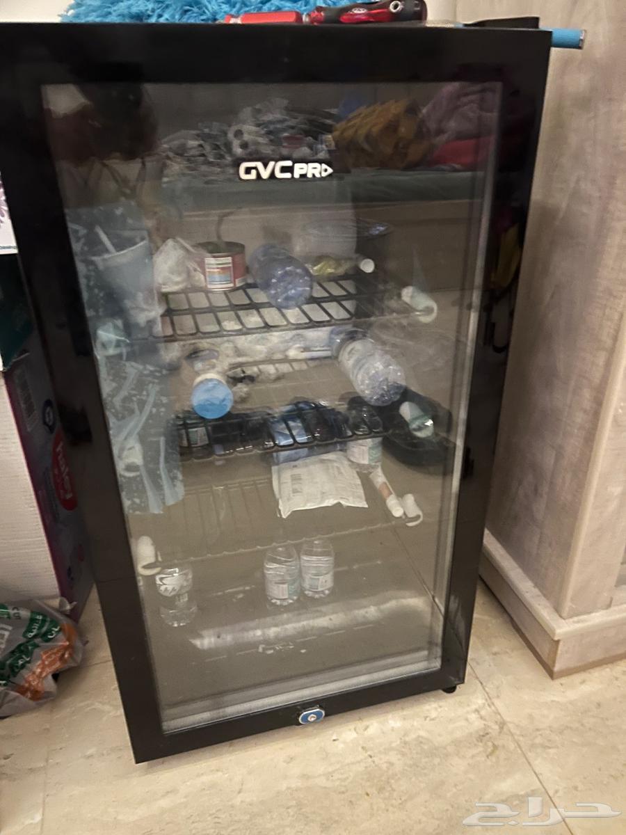 للبيع ثلاجتين لغرف النوم او المكتب او محل64508649467266113