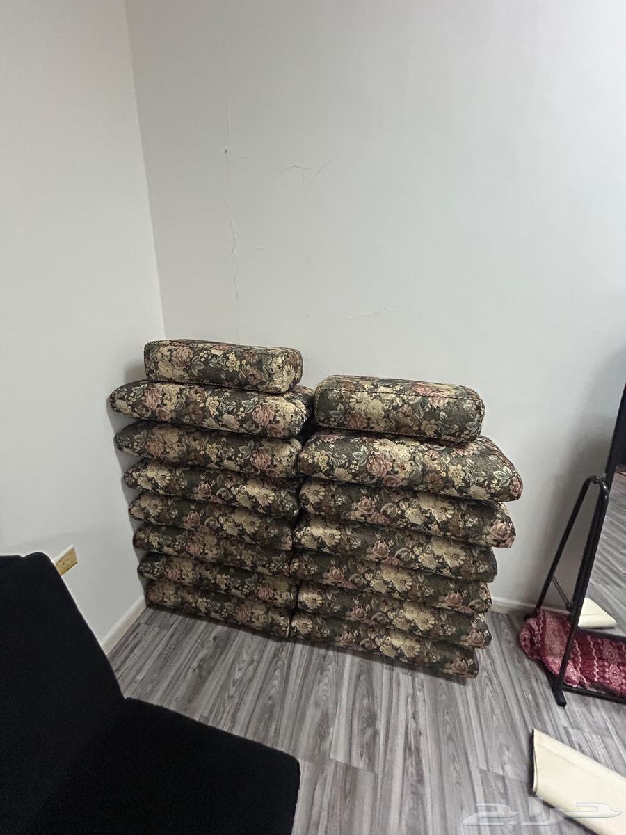 كنب من 8 قطع ومساند ظهر 15 قطعه64509842237187110