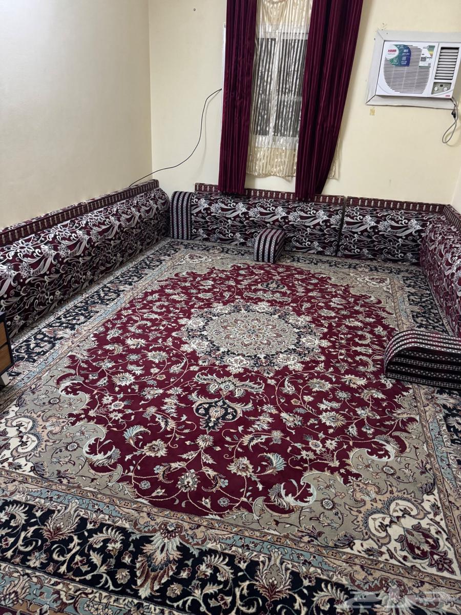 مجلس عربي وسجاد إيراني64503926343939111