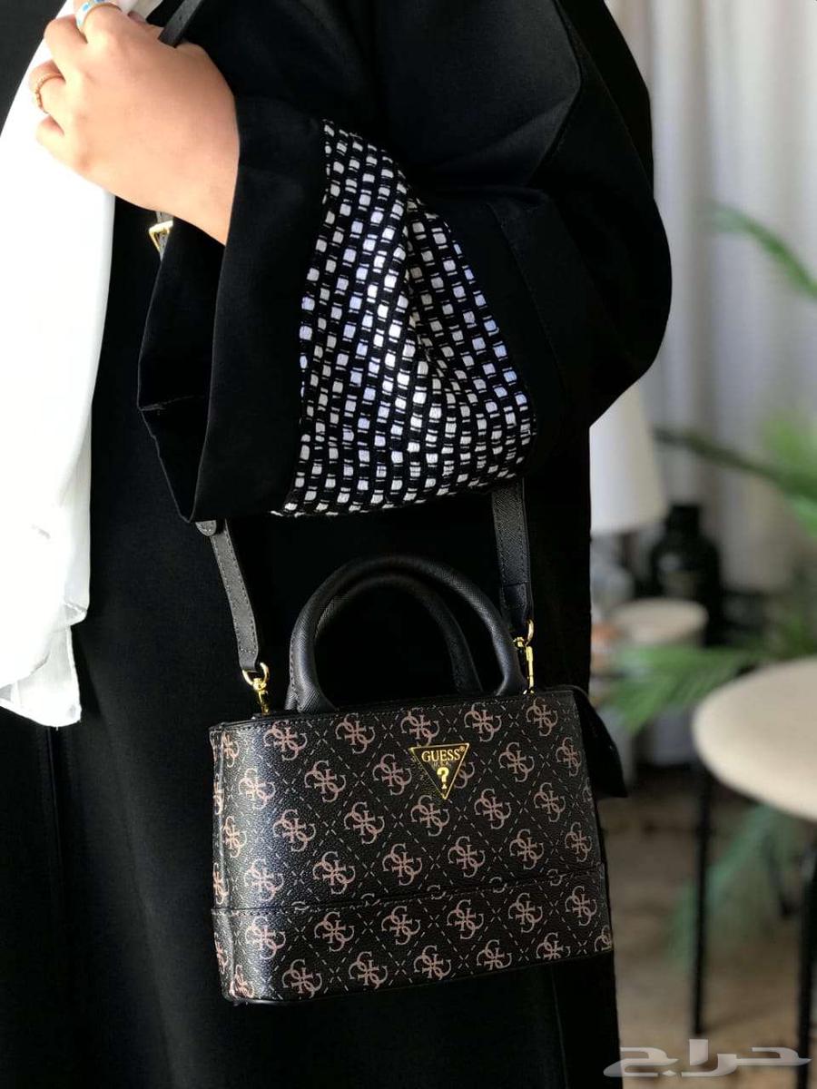 قيس شنطات ماركات بملحقات شنط ماركة جيس طبق اصل للاصلي Guess64511325708034114