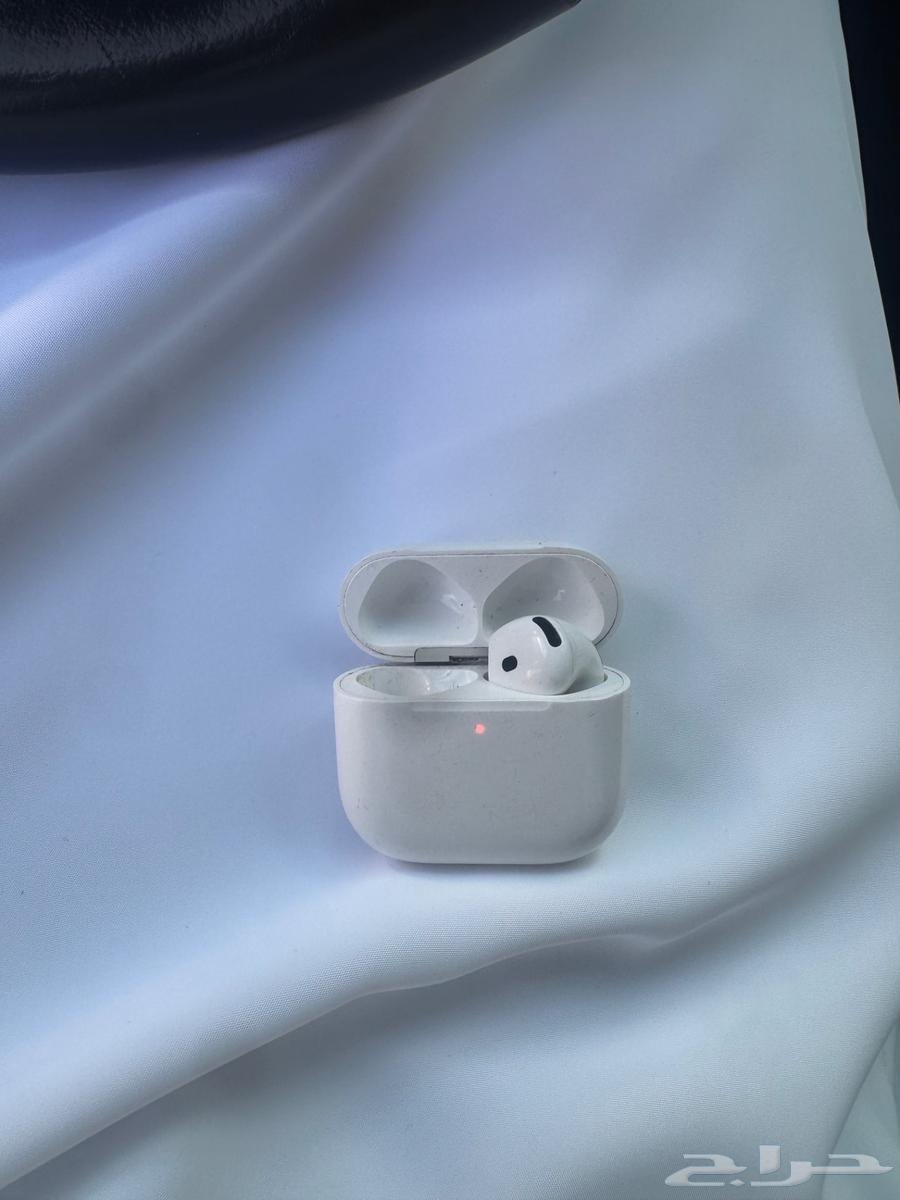 ايربودز 4 للبيع الكيس وسماعة يمين64504379279745111