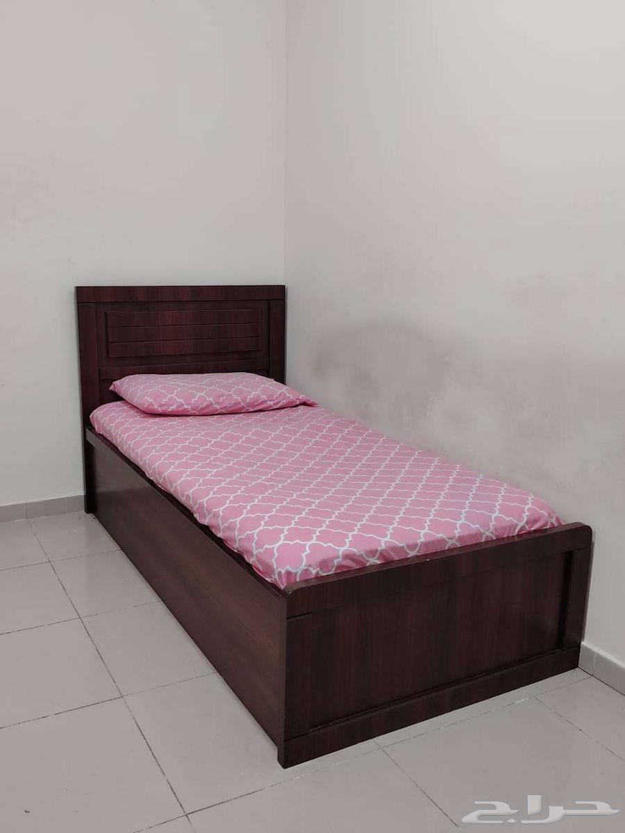 سرير خشب للبيع64505467463555111