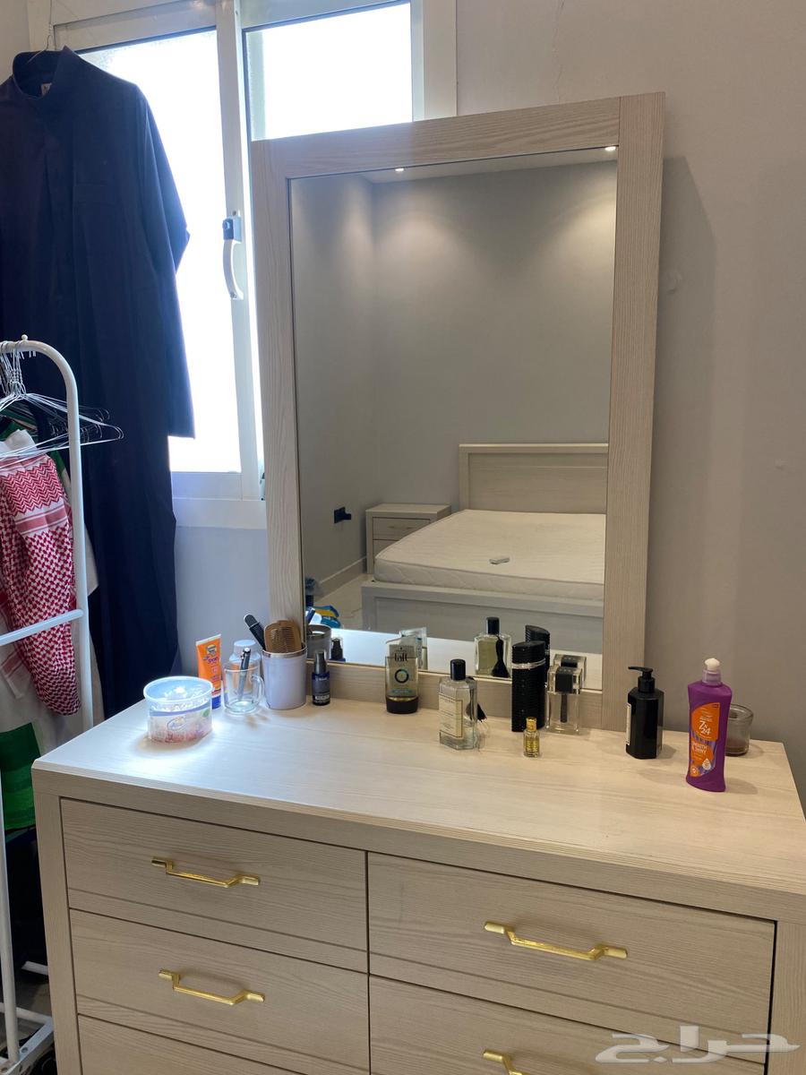 غرفة نوم بحالة جيدة جدا64505412043523113