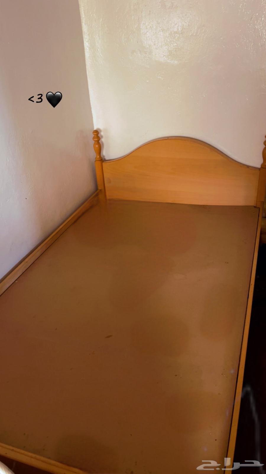 سرير للبيع ب 15064507459459331110
