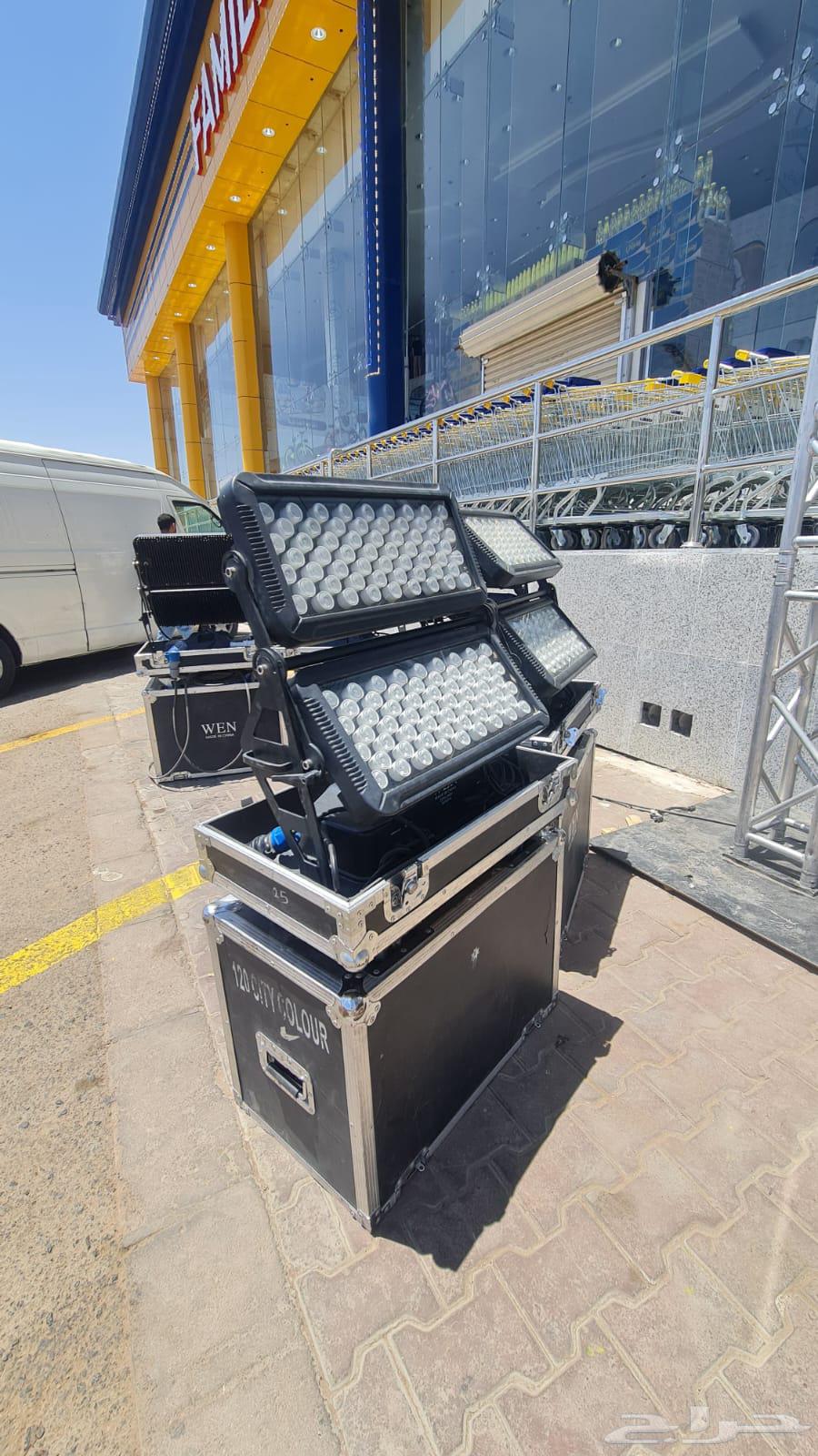 كشاف عاكس اخضر اليوم الوطني 3 كشافات نظيفه64492622572291112