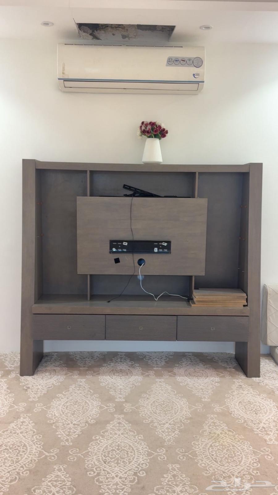 دولاب تلفزيون للبيع64510126143363110