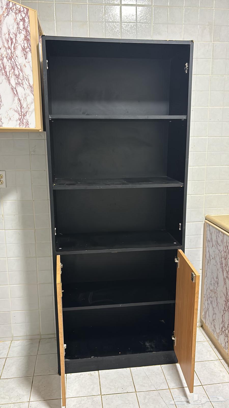 دولاب خزانة مستعمل خشب جيد64505660574083111