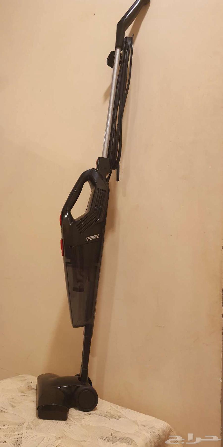 مكنسه كهربائيه محموله64510704595841113