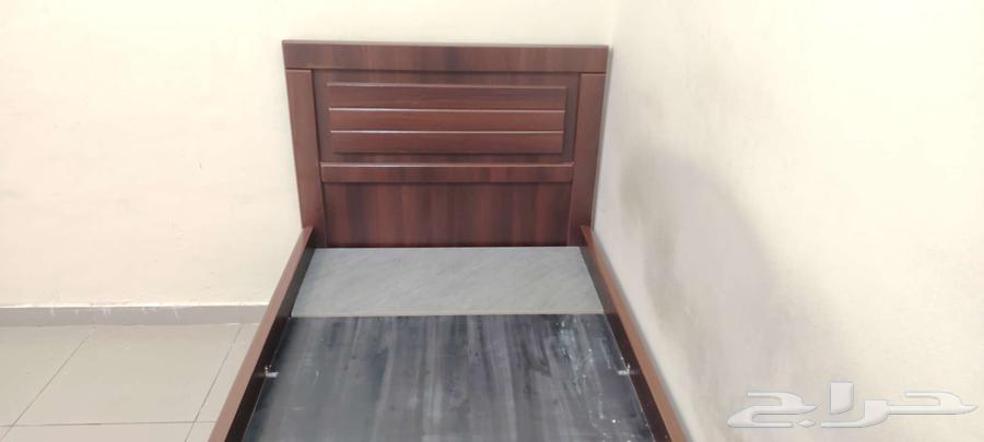 سرير خشب للبيع64505467463555114