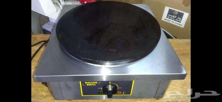 Large crepe machine, almost new.. French made64504393332481111