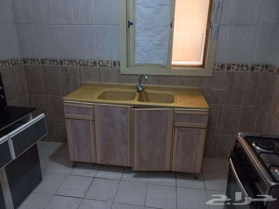 اجهزة كهربائية واثاث بحالة جيدة64506788585985114